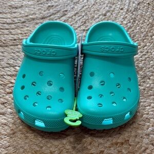 Crocs classic lagoon clog